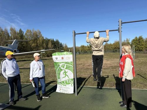 Актүбә бистәсендә өлкәннәре үзләрен спортта сынады