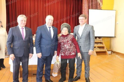 Балтач авыл җирлегендә хисап җыелышы узды