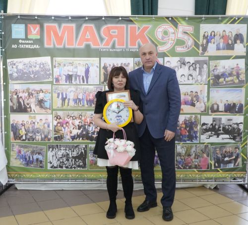 «Маяк» газетасы 95 еллык юбилеен билгеләп үтте