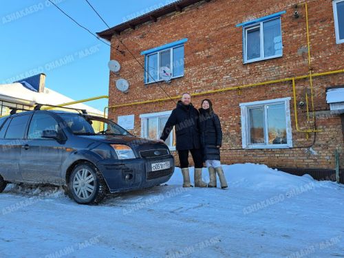 «Земский работник» из Москвы: как семья музыкантов возрождает культуру в деревне Микулино