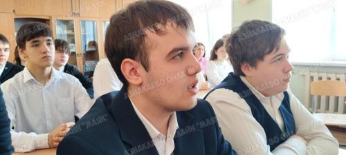Уроки патриотизма: в Азнакаево стартовали парламентские уроки