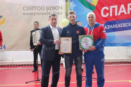 Сила, ловкость и целеустремленность: в Азнакаево прошла XV зимняя спартакиада сельской молодежи