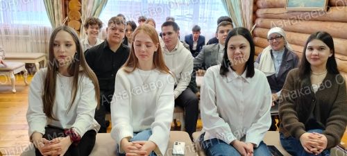 Азнакайда Бөтендөнья норматив булмаган лексикага каршы көрәш көнен билгеләп үттеләр