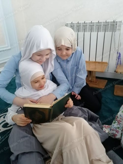 Нәни шәкертләр «Әлифба» бәйрәменә җыелдылар