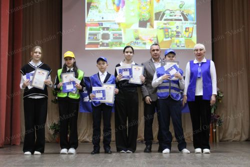 Юные инспекторы движения Азнакаево — на страже безопасности