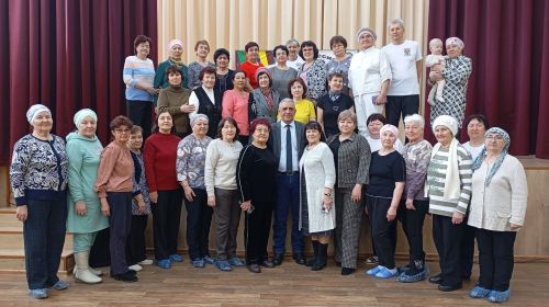Врач из Азнакаево вернулся из зоны СВО и встретился с «серебряными» волонтерами: «Ваша помощь доходит до цели»
