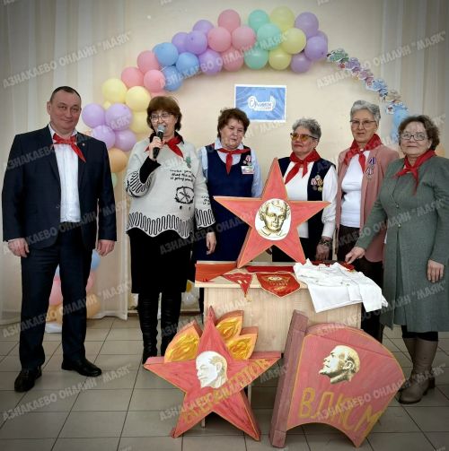 Серебряные волонтеры в гостях у «Орлят России»: в Актюбе прошла встреча поколений