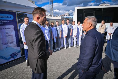 В 2026 году 10 000 медиков Татарстана получат форменную одежду