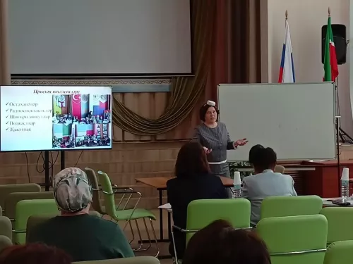 Азнакай укытучысы Бөтенроссия бәйгесе призеры булды