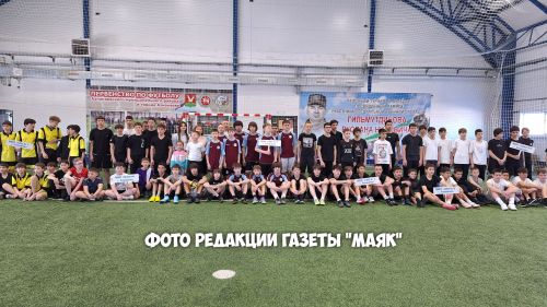 Азнакайда футболчыларны мәктәптән үстерәләр