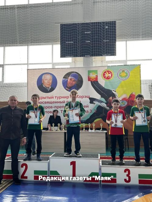 Нурлатта узган көрәш бәйгесендә азнакайлылар уңышлы чыгыш ясады