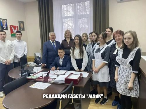 Сотрудники клиентской службы провели памятное мероприятие к 40-летию трагедии на ЧАЭС