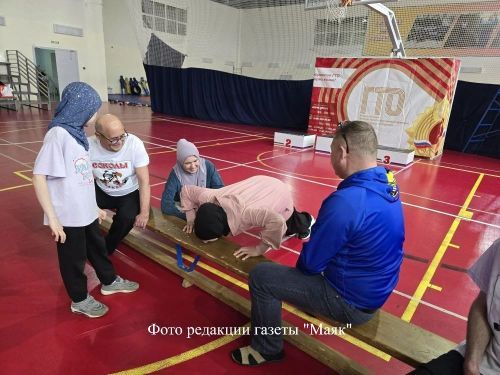 Спортивная семья — здоровая страна: в Азнакаево прошёл семейный фестиваль ГТО