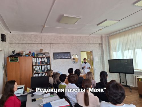 Сотрудникам швейной фабрики рассказали о здоровье на рабочем месте