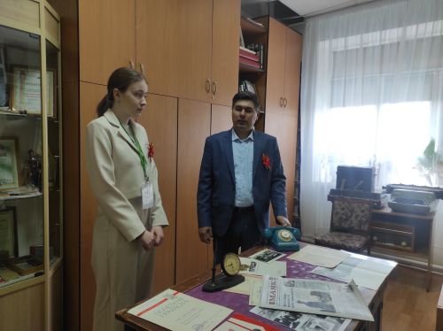 Десятиклассница Эльвина Шайдуллина на один день стала частью команды «Маяка»