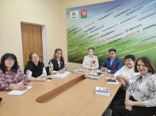 Десятиклассница Эльвина Шайдуллина на один день стала частью команды «Маяка»