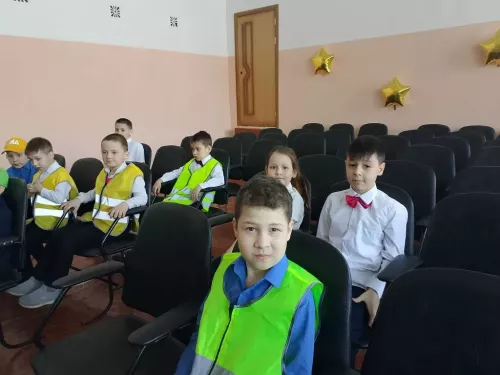 Автомультландия пришла в школу