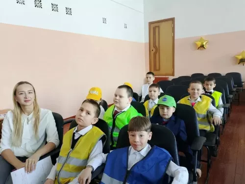 Автомультландия пришла в школу