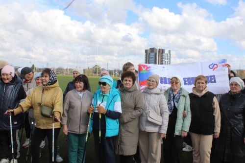 Всероссийская акция «10 000 шагов к жизни» прошла на стадионе «Юбилейный»