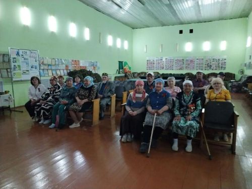 Ирекле авылында митингтан соң сугыш елларына багышланган спектакль куйдылар