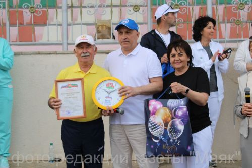 Старт сызыгында – Азнакай укытучылары!