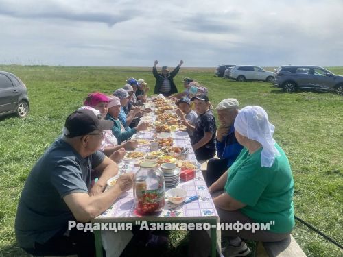 Сәпәй авылында көтүчеләрне данладылар
