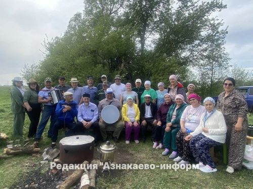 Сәпәй авылында көтүчеләрне данладылар