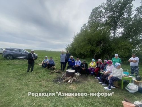 Сәпәй авылында көтүчеләрне данладылар