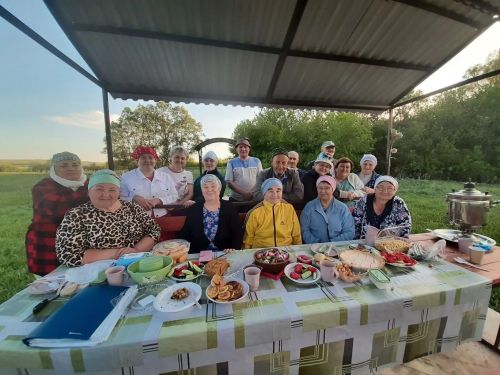 “Алма чәчәге” бәйрәме Мәндәйдә кунаклар җыйды