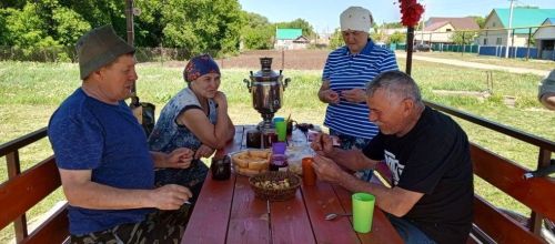 Мәндәй авылында Сабантуй алды өмәсен гөрләттеләр