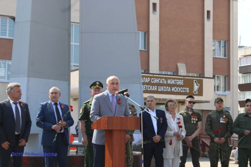 В поселке Актюбинский прошло торжественное мероприятие, посвященное 81-й годовщине Великой Победы