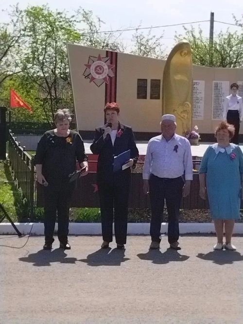 В канун Дня Победы сотрудники Клиентской службы посетили ветеранов в селах Чекан и Победа