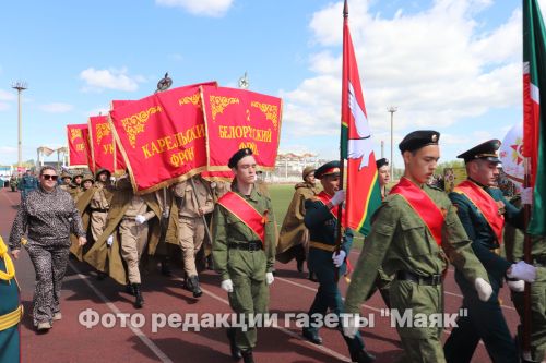 В Азнакаево торжественно отметили День Победы