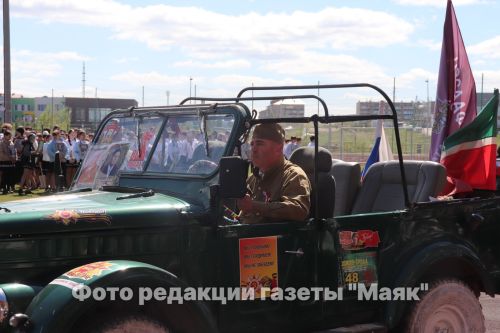 В Азнакаево торжественно отметили День Победы