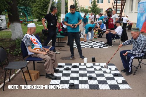 Здоровье и активное долголетие: в Актюбинском доме-интернате прошел праздник Сабантуй