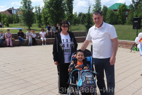 В Азнакаево прошел Сабантуй для детей-сирот