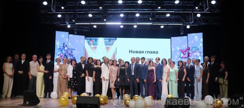 В добрый путь, выпускники!