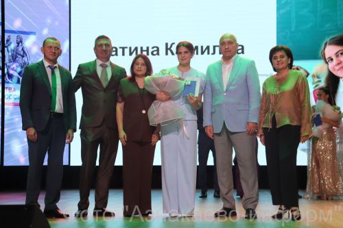 В добрый путь, выпускники!