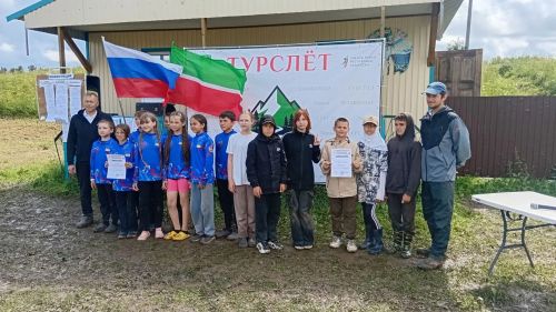 Команда Азнакаево и школа поселка  Победа вернулась с наградами