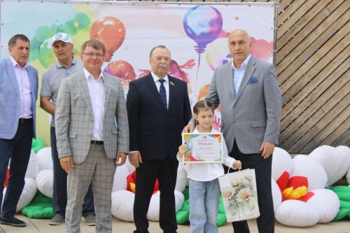 Праздник детства: 1 июня в парке «Тарсус» отметили День защиты детей