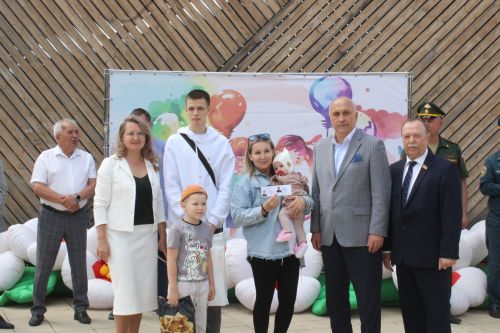 Праздник детства: 1 июня в парке «Тарсус» отметили День защиты детей