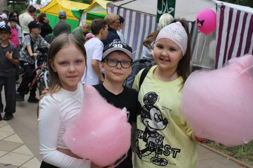 Праздник детства: 1 июня в парке «Тарсус» отметили День защиты детей