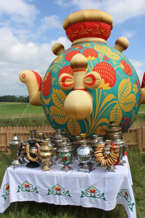Азнакайда халыклар дуслыгы һәм милли моңнар бәйрәме - Чатыр тау җыены гөрләде