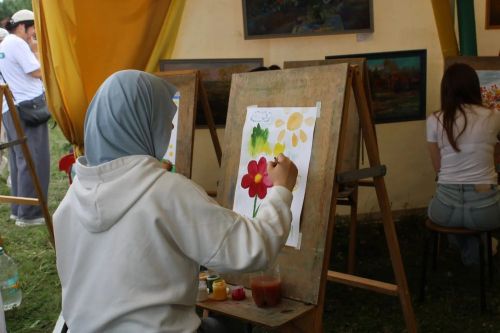 Азнакайда халыклар дуслыгы һәм милли моңнар бәйрәме - Чатыр тау җыены гөрләде