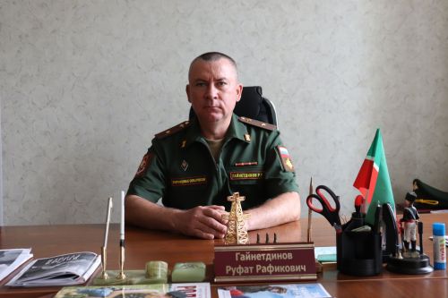 В Азнакаевском районе продолжается набор граждан на военную службу по контракту