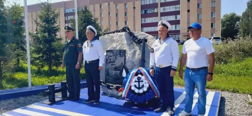 Азнакаевские моряки отметили День Военно-морского флота
