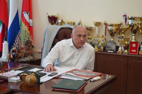 Азнакай район башлыгы Марсель Шайдуллин райондашларыбызны җылы каршы алды