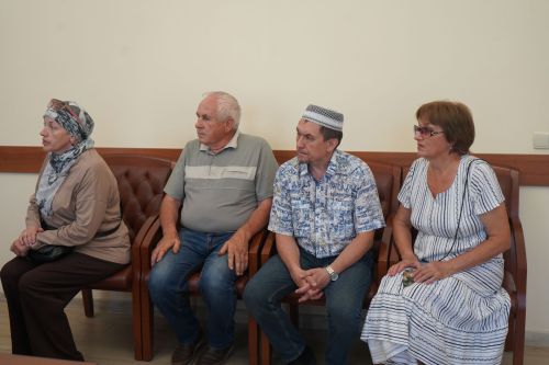 Азнакай район башлыгы Марсель Шайдуллин райондашларыбызны җылы каршы алды