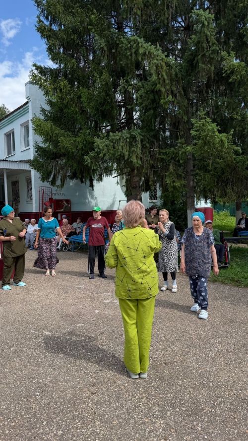 В селе Чалпы провели праздник жителям пансионата «ЭКО-ОМЕТ»