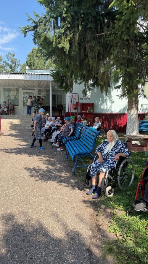 В селе Чалпы провели праздник жителям пансионата «ЭКО-ОМЕТ»